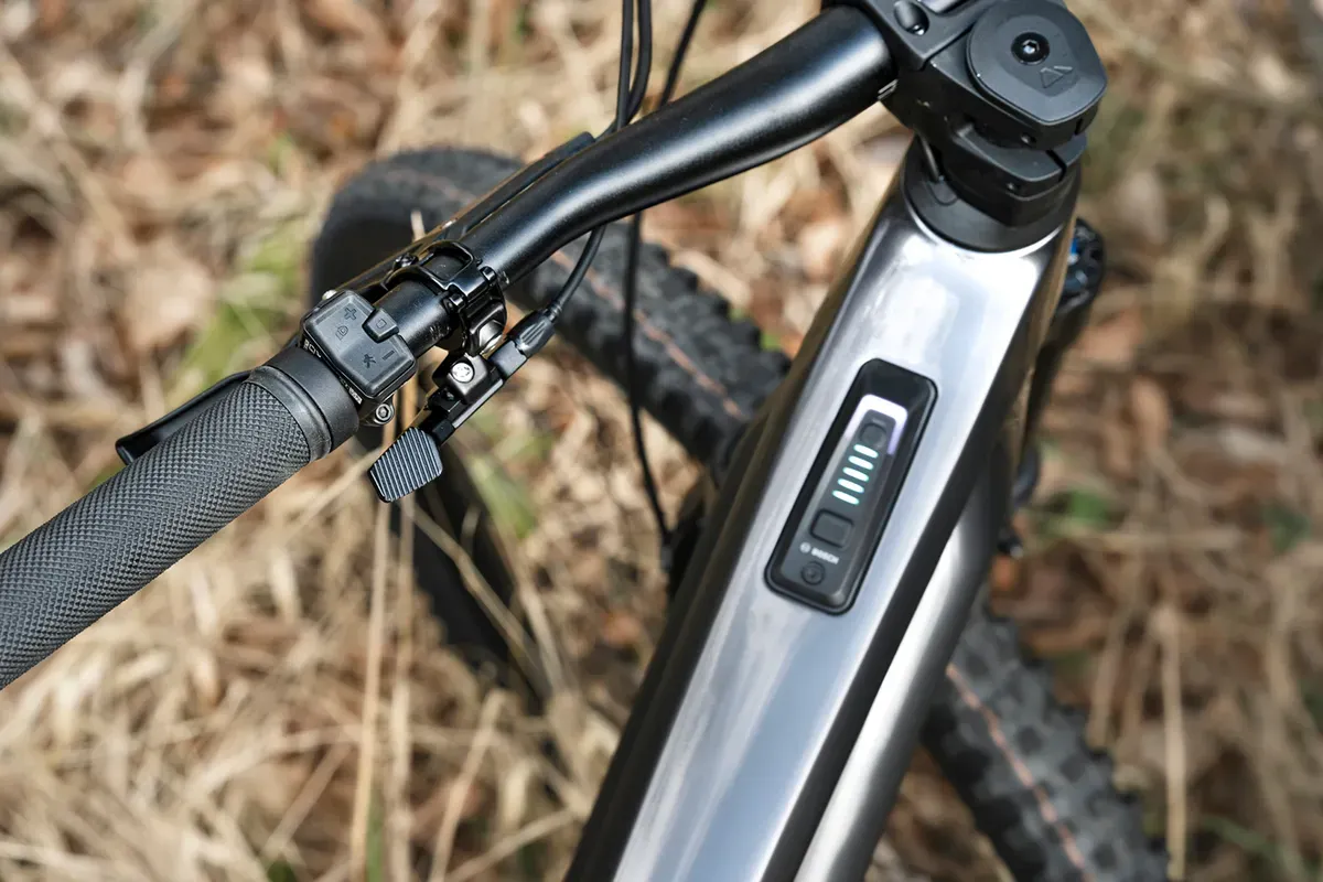 Canyon_Neuron_ONfly_CF_remote.webp