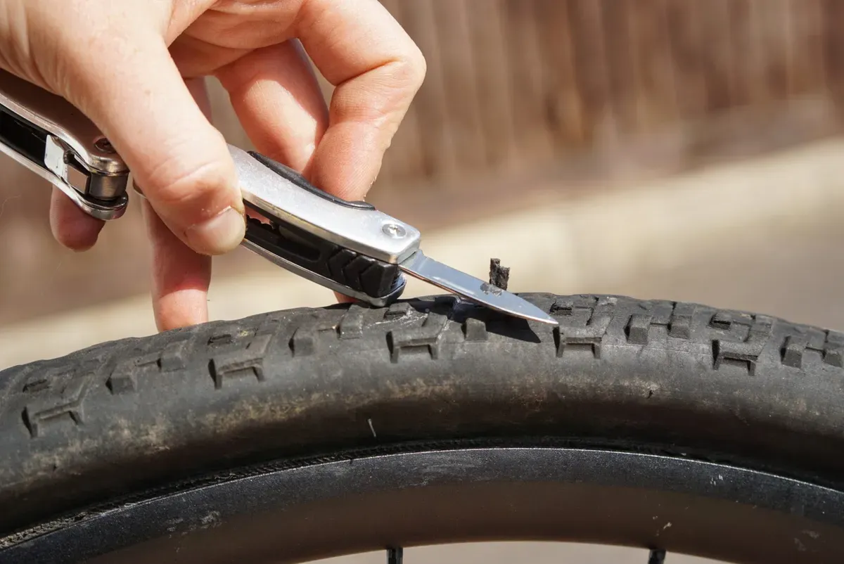 How-to-repair-a-punctured-tubeless-tyre-13-a3159be.webp
