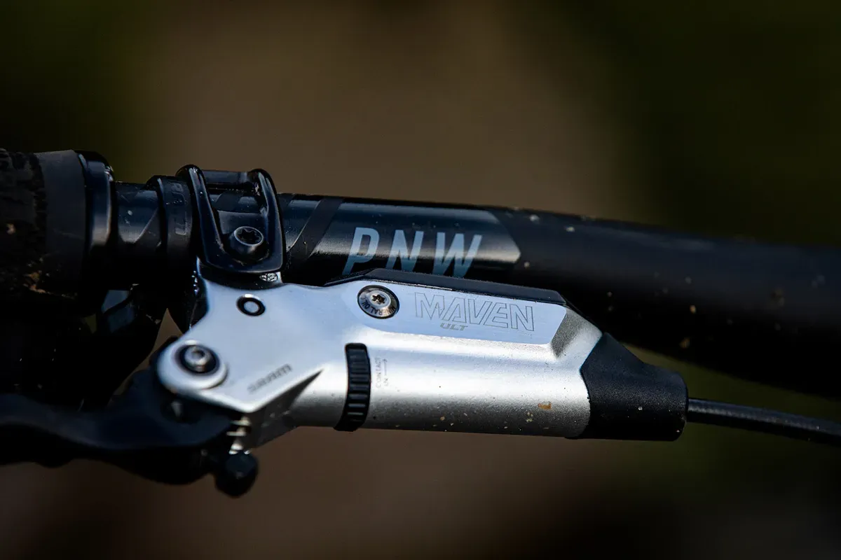 SRAM-Maven-brakes-Lever-2.webp